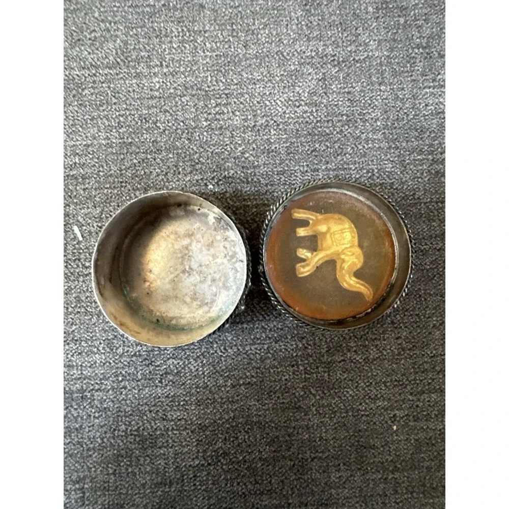 Vintage Metal Trinket Or Pill Box W/Accent‎ Stone Elephant